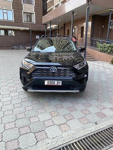 багажник универсальный: Toyota RAV4: 2019 г., 2.5 л, Вариатор, Гибрид, Кроссовер — 2