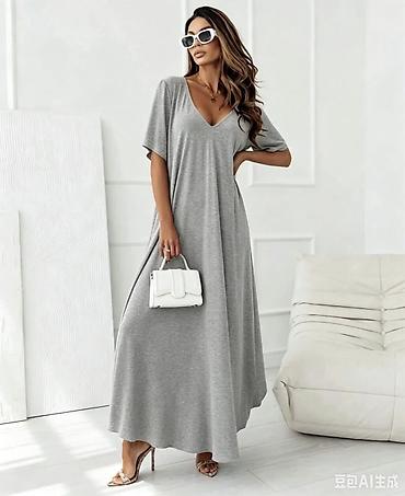 bata beograd: 06. Haljina za punije
2XL 3XL 4XL
Cena : 2.600 dinara H — 1