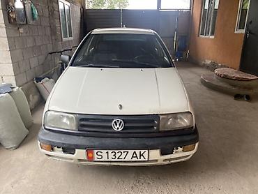 гольы 2: Volkswagen Vento: 1992 г., Механика, Седан — 9