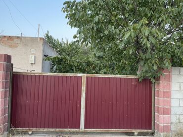 дом в городе шопоков: Участок 5 соток с полным пакетом документов (есть красная книга). Чуть
