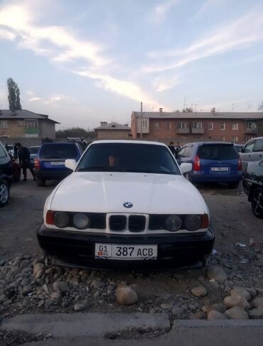 сто bmw: BMW 520: 1988 г., 2 л, Механика, Бензин, Седан