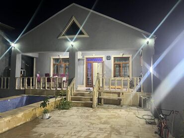 Uzunmüddətli kirayə mənzillər: Şüvəlan qəs. 4 otaqlı, 150 kv. m, Yeni təmirli