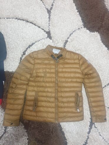 jakna bmw: Moncler, L (EU 40), Single-colored, With lining