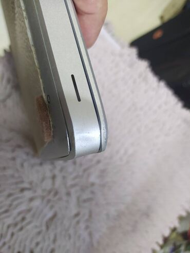 Apple MacBook: Apple MacBook, 15.6 ", Intel Core M, 512 GB — 3