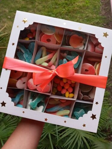 Hədiyyələr: Hədiyyəlik qutu setləri – şokolad və qəhvə assortisi Məzmun — 11
