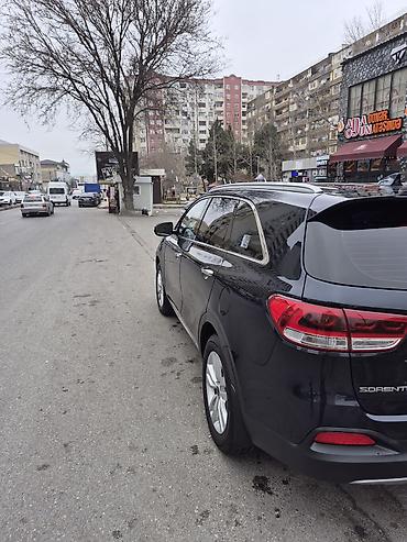 Kia: Kia Sorento – geniş və rahat krossover Xüsusiyyətlər və təchizat: - — 30