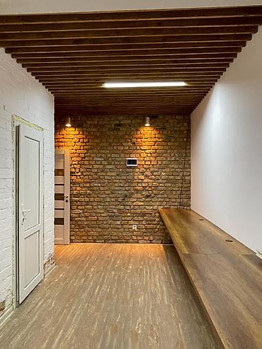 Продажа офисов: 🚨 СРОЧНО ПРОДАЁТСЯ КОММЕРЧЕСКОЕ ПОМЕЩЕНИЕ 🚨 1️⃣ Локация: 7 апреля — — 2