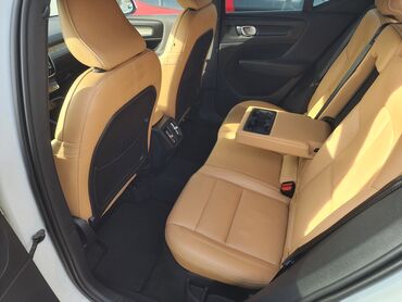 Volvo: Volvo : 2020 г., 2 л, Робот, Бензин, Кроссовер — 8