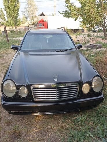 Mercedes-Benz: Mercedes-Benz : 1998 г., 4.3 л, Автомат, Бензин, Хэтчбэк