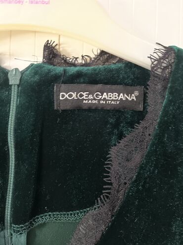изготовление значков на заказ: Dolce Gabbana platye, villurdur. S ölçüyə uyğundur. 1 dəfə keçən il