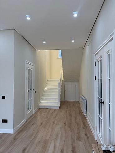 Продажа коттеджей и домов: 🏠 Продаётся 2-этажный дом в Арча-Бешик ул. Камбар Ата • Площадь дома — 12