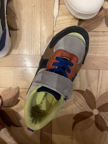 Uşaq ayaqqabıları: 32 razmer,yaxshi veziyyetde -da lalafo.az — 9 Uşaq ayaqqabıları: 32 razmer,yaxshi veziyyetde — 9