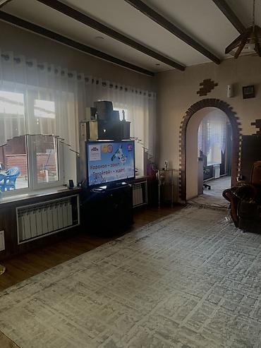 Продажа коттеджей и домов: СРОЧНО ПРОДАМ ДОМ!!!!! Участок 6 соток. 6 комнат, санузел в доме. Газ — 11