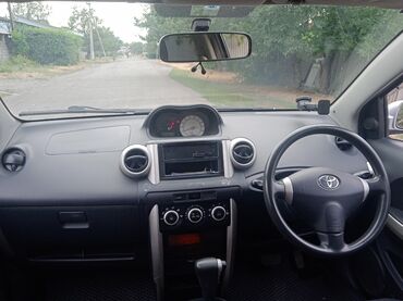 runx alex: Toyota ist: 2003 г., 1.5 л, Автомат, Бензин, Хетчбек