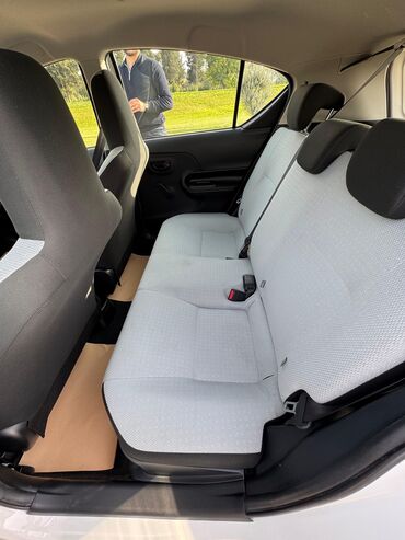 Toyota: Toyota Prius: 1.5 l | 2019 il Hetçbek — 11