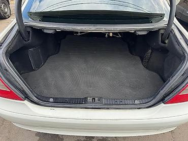 Mercedes-Benz: Mercedes-Benz E-Class: 2.2 l | 2007 il Sedan — 17
