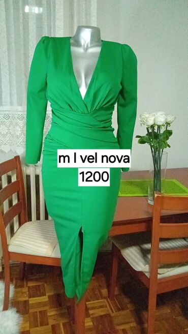 butik haljine: M (EU 38), color - Green, Other style, Long sleeves