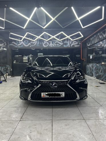 машина за 40000: Lexus ES: 2018 г., 2.5 л, Автомат, Гибрид, Седан