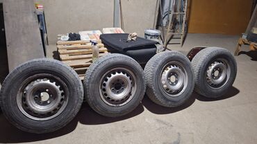 Колеса в сборе: Колеса в сборе 215 / 75 / R 16, Зима, Б/у, Комплект, Легкий коммерческий транспорт (C/LT), Железные, отверстий - 6