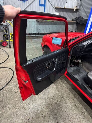 BMW: BMW 130: 1992 г., 1.8 л, Механика, Бензин, Универсал — 2