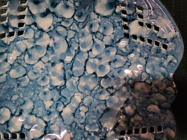 Kuhinjski setovi: Cinija nova sa stopama Fena porcelan Nemacka. 70te. Boja — 5