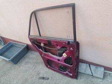 Auto delovi: Vrata zadnja leva Lada 2107 Riva,2105 u bordo boji . Vrata su — 12
