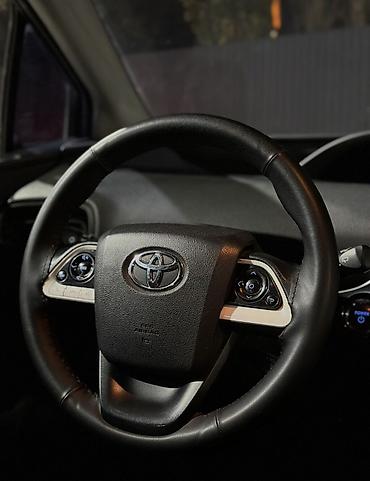американцы: Toyota Prius: 2018 г., 1.8 л, Вариатор, Гибрид, Лифтбек — 8