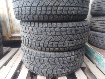 Шины: Шины 265 / 65 / R 17, Зима, Б/у, Комплект, Легковые, Китай, Maxxis