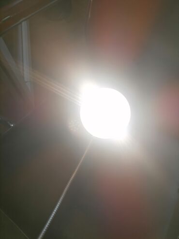 Rasveta: Stona lampa, Upotrebljenо — 3