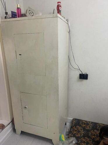 эт баасы: Другой шкаф