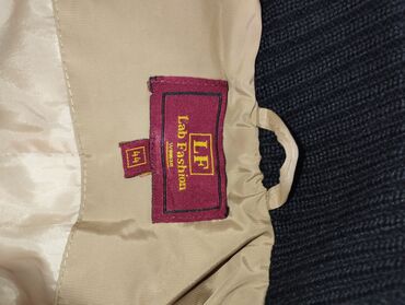 Демисезонные куртки: Продаю 1)осенне-весеннюю подросковую куртку 40-42размер.Синего — 14