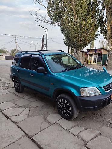 бетоный столб: Honda CR-V: 1996 г., Универсал — 2
