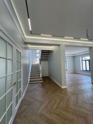 Продажа домов: Дом, 320 м², 7 комнат, Агентство недвижимости, Дизайнерский ремонт — 9