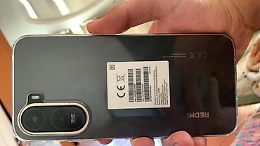 note 2: Смартфон Redmi (серия Redmi, логотип на корпусе). Основные — 1
