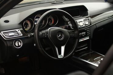 Mercedes-Benz: Mercedes-Benz E 200: 2 l | 2013 il Sedan — 11