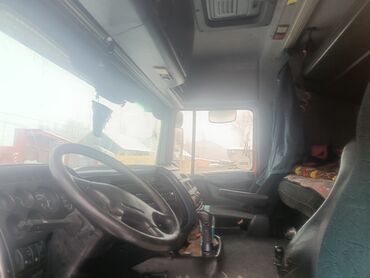 Тягачи: Тягач, DAF, 2001 г., Без прицепа — 10