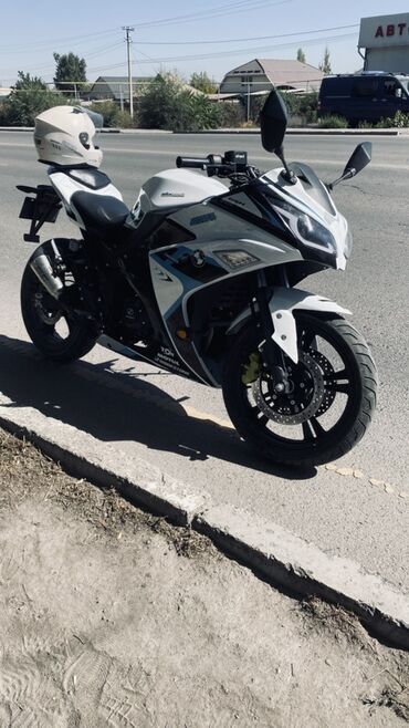 Мотоциклы: Спортбайк Kawasaki, 250 куб. см, Бензин, Взрослый