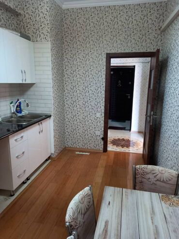 Uzunmüddətli kirayə mənzillər: Sumqayıt şəhəri, 10-ci mkr (Kristal Abşeron Kristal Abşeron ) — 2