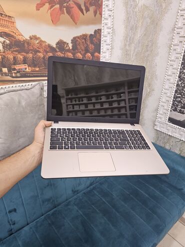 küçük laptop fiyatları: Asus Noutbuk İntel Celeron yeni nəsil Prosessor : İntel celeron Ram