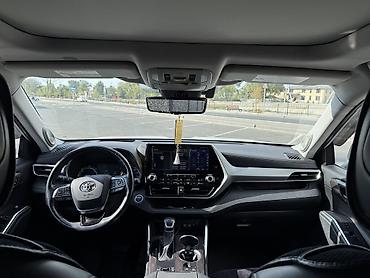 highlander platinum: Toyota Highlander: 2021 г., 2.5 л, Автомат, Гибрид, Кроссовер — 7