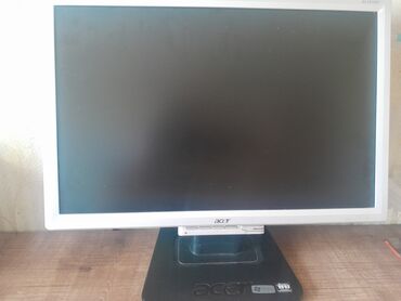 Monitorlar: 🖥️ Acer AL1916W 19" LCD Monitor satılır 📅 İstehsal ili: 2007 🔌 VGA
