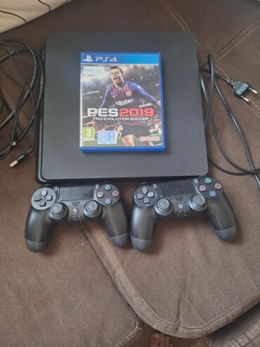 ddr 4: 2ci el ps4 slim 500gb icinde ufc4, mortal kombat 11, fc25,ralli,call