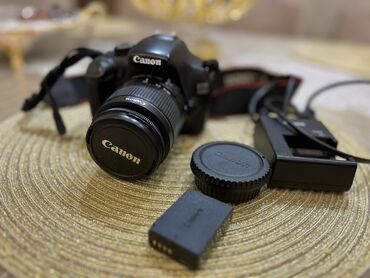 Fotokameralar: Canon 1100 d resmi dillerden baku electronicsden alinib demek olarki