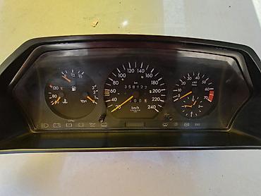 обшивка 124: Запчасти салона для Mercedes-Benz W124 (седан/универсал), комплект — 3