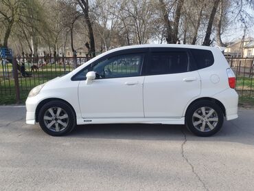 фит машин: Honda Fit: 2004 г., 1.5 л, Автомат, Бензин, Хэтчбэк