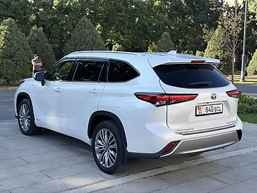 задний ленивец: Toyota Highlander: 2022 г., 2.5 л, Вариатор, Гибрид, Кроссовер — 5