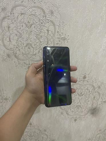 samsung a 80: Samsung Galaxy A70, 128 GB, rəng - Qara, Face ID, İki sim kartlı, Sensor — 1