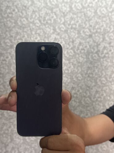 Apple iPhone: IPhone 14 Pro Max, Б/у, 256 ГБ, Deep Purple, Зарядное устройство, Защитное стекло, Чехол, 85 %