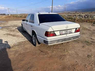 енкар авто: Mercedes-Benz 190: 1993 г., 2.3 л, Механика, Дизель, Седан — 3
