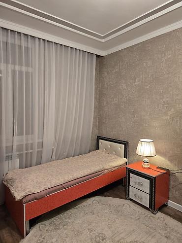 Шкафы-купе: Представляем современный шкаф для одежды с распашными дверцами и двумя — 7